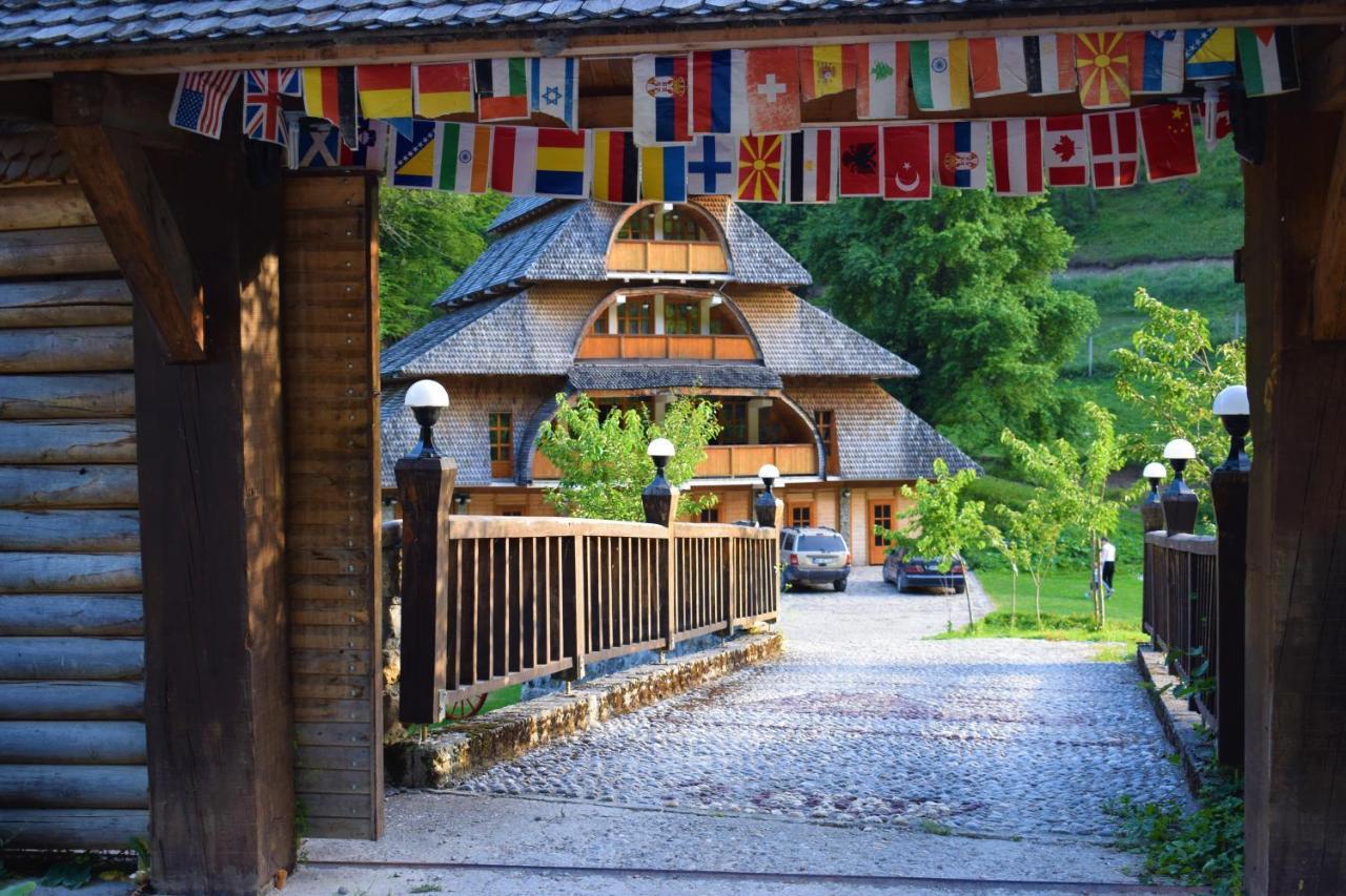 Hotel Oka I Po Berane Exterior photo