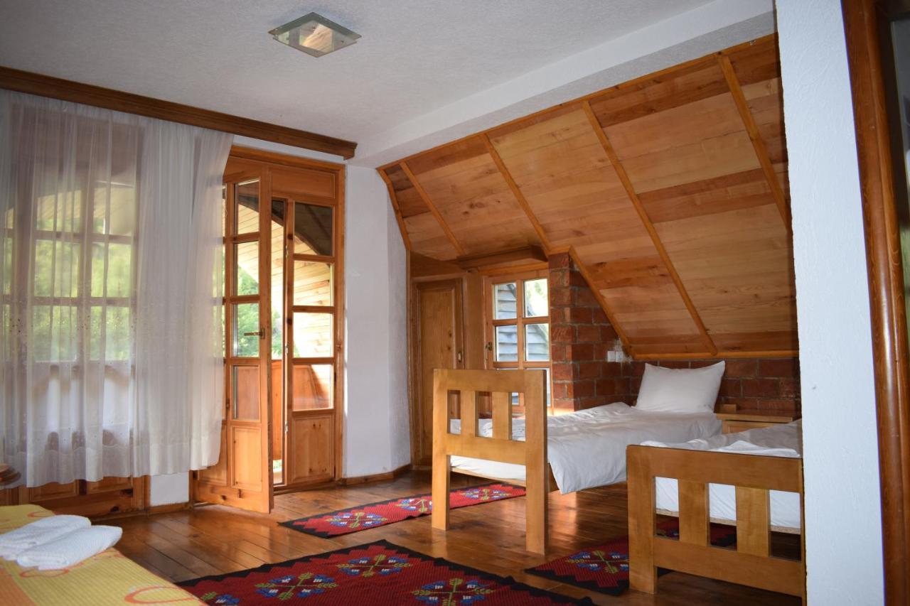 Hotel Oka I Po Berane Exterior photo